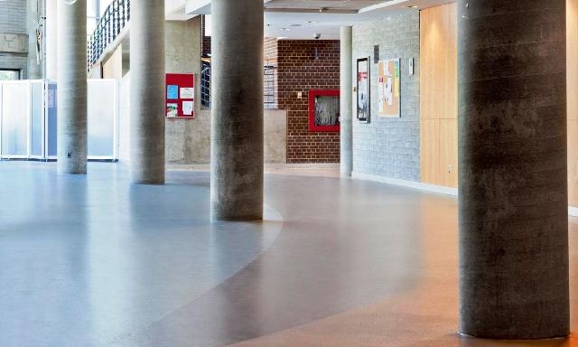 To glue or not to glue – colourful green choices from Altro